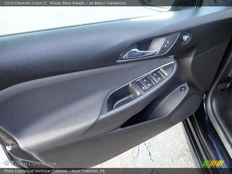 Mosaic Black Metallic / Jet Black/­Galvanized 2019 Chevrolet Cruze LT