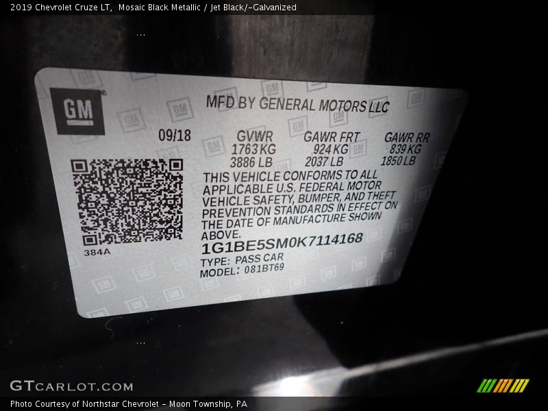 Mosaic Black Metallic / Jet Black/­Galvanized 2019 Chevrolet Cruze LT