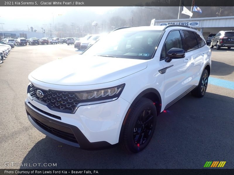 Glacial White Pearl / Black 2021 Kia Sorento S