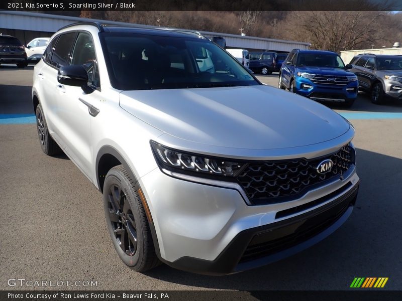Sparkling Silver / Black 2021 Kia Sorento S