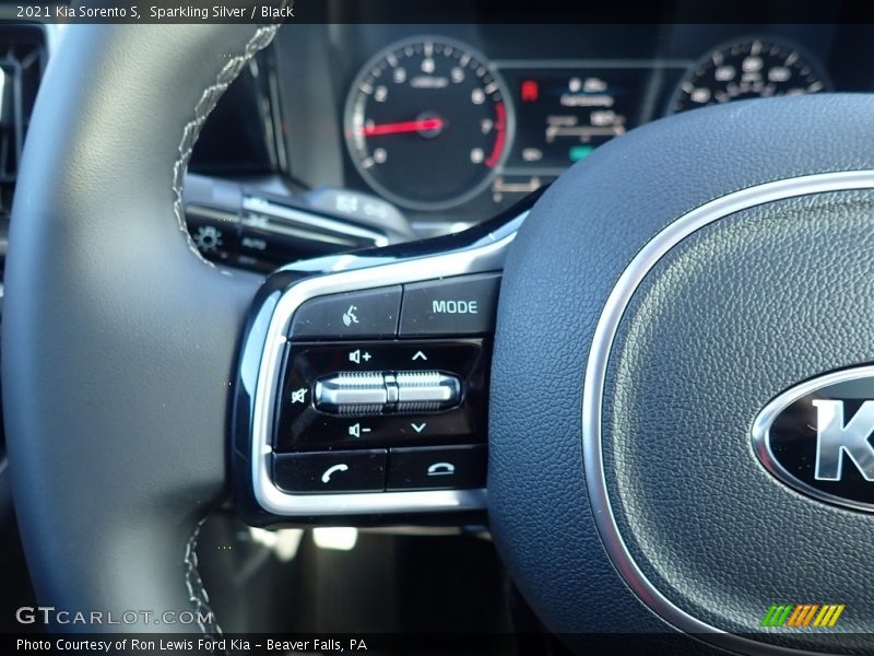 Sparkling Silver / Black 2021 Kia Sorento S