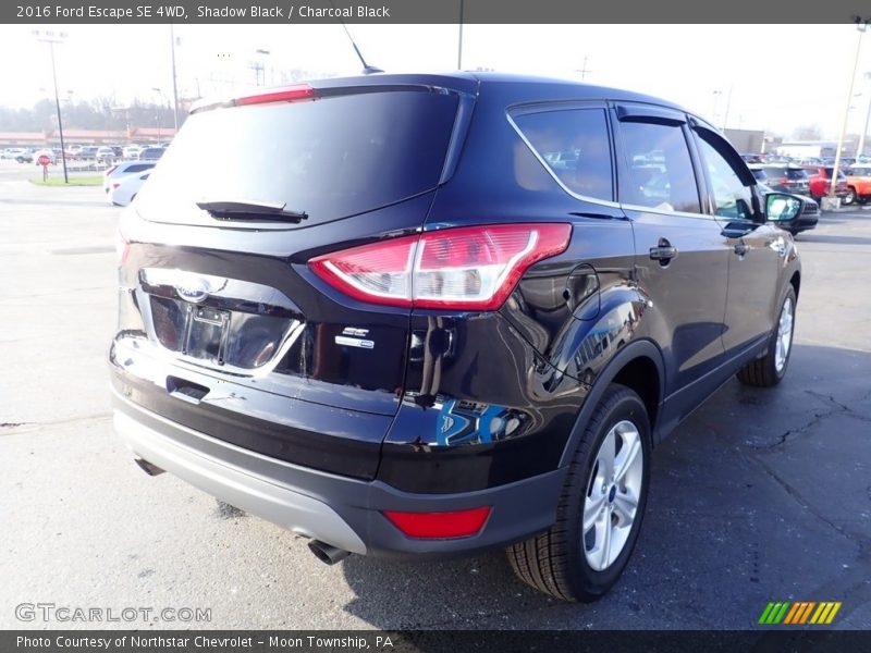 Shadow Black / Charcoal Black 2016 Ford Escape SE 4WD