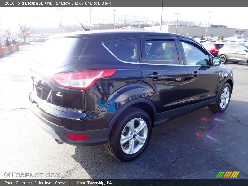 Shadow Black / Charcoal Black 2016 Ford Escape SE 4WD