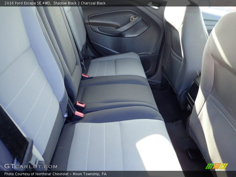 Shadow Black / Charcoal Black 2016 Ford Escape SE 4WD