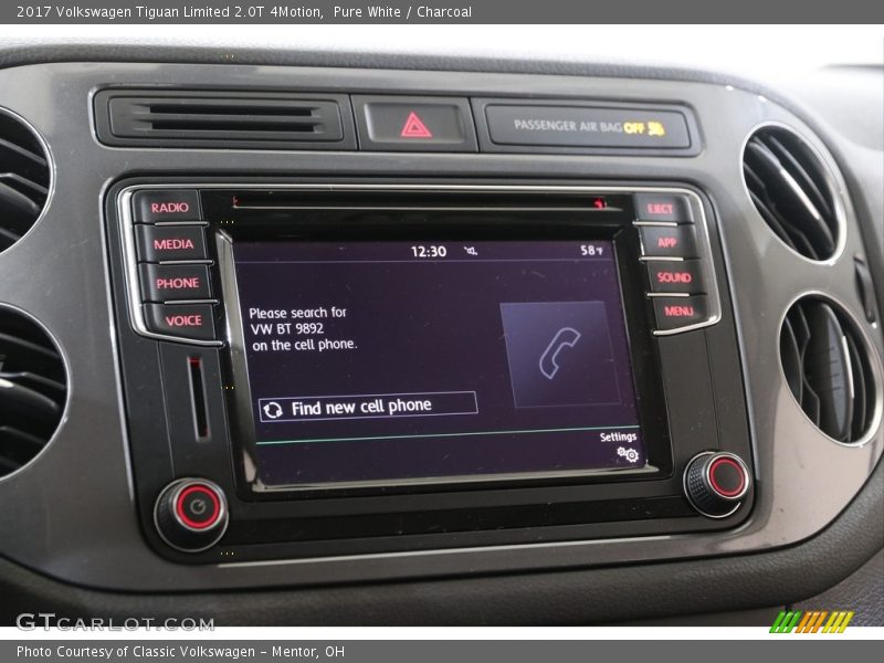 Pure White / Charcoal 2017 Volkswagen Tiguan Limited 2.0T 4Motion