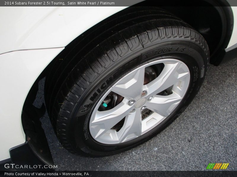 Satin White Pearl / Platinum 2014 Subaru Forester 2.5i Touring