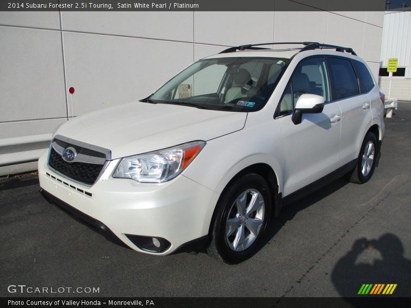 Satin White Pearl / Platinum 2014 Subaru Forester 2.5i Touring