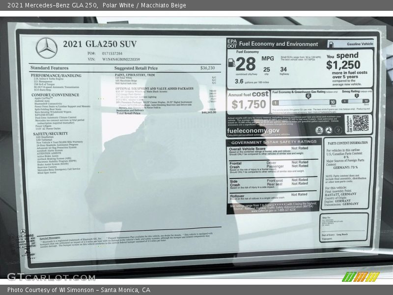 Polar White / Macchiato Beige 2021 Mercedes-Benz GLA 250