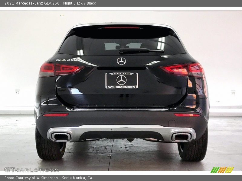 Night Black / Black 2021 Mercedes-Benz GLA 250