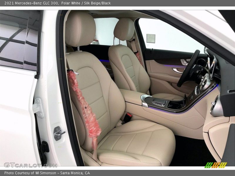 Polar White / Silk Beige/Black 2021 Mercedes-Benz GLC 300