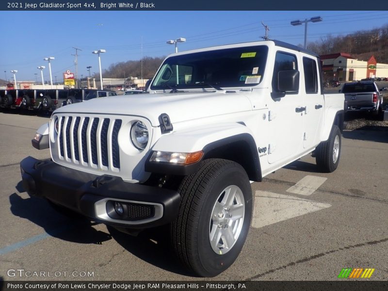 Bright White / Black 2021 Jeep Gladiator Sport 4x4