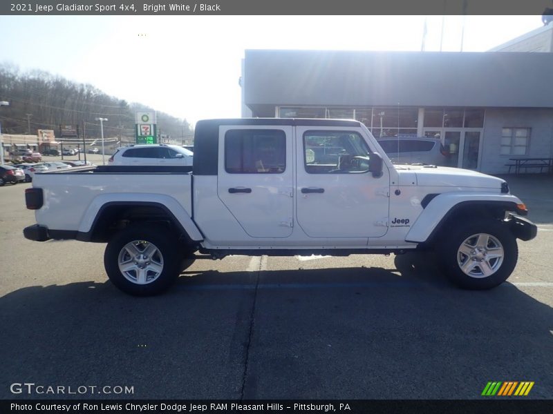 Bright White / Black 2021 Jeep Gladiator Sport 4x4