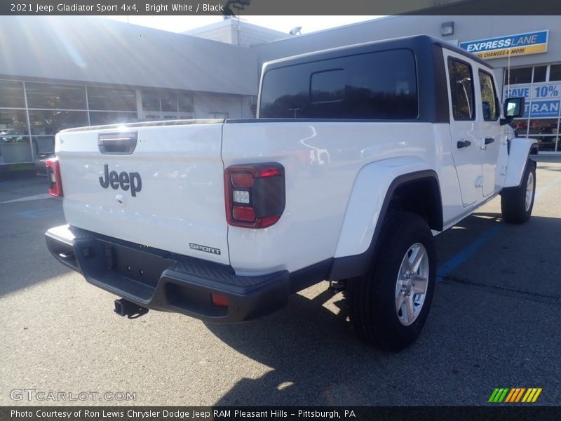 Bright White / Black 2021 Jeep Gladiator Sport 4x4