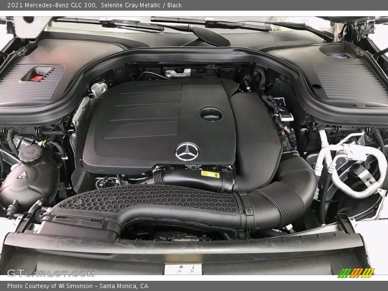 Selenite Gray Metallic / Black 2021 Mercedes-Benz GLC 300