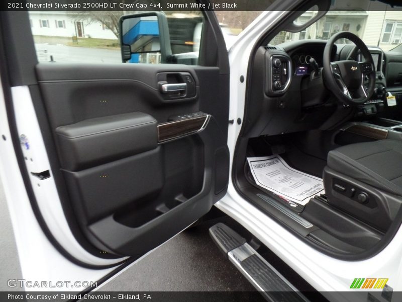 Summit White / Jet Black 2021 Chevrolet Silverado 2500HD LT Crew Cab 4x4