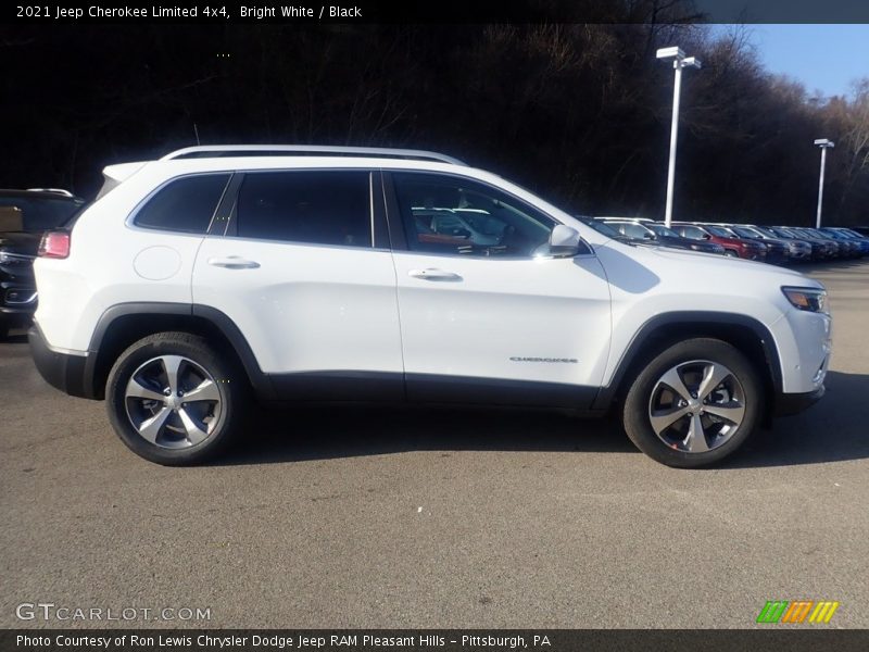 Bright White / Black 2021 Jeep Cherokee Limited 4x4