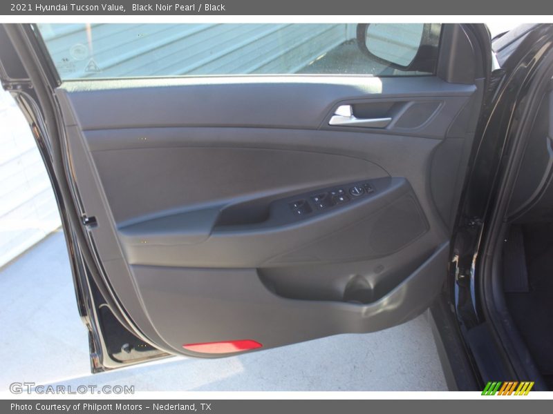 Black Noir Pearl / Black 2021 Hyundai Tucson Value