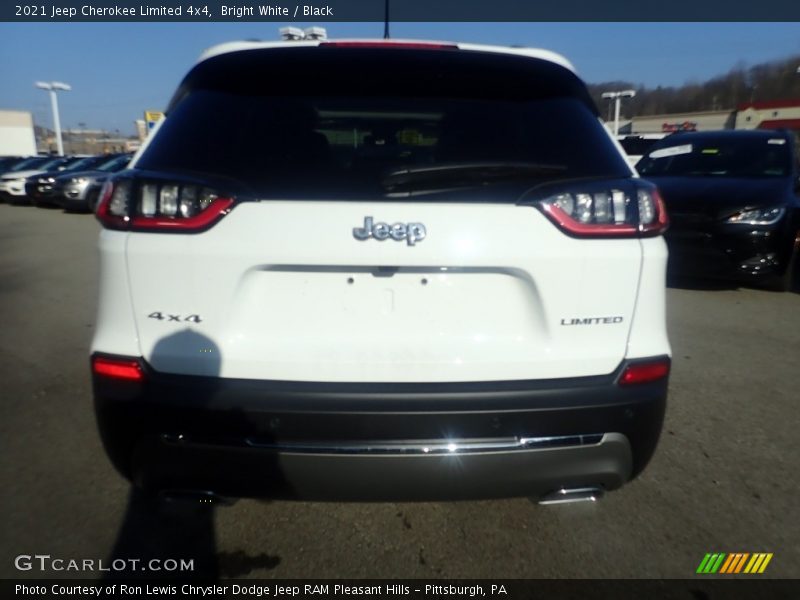 Bright White / Black 2021 Jeep Cherokee Limited 4x4