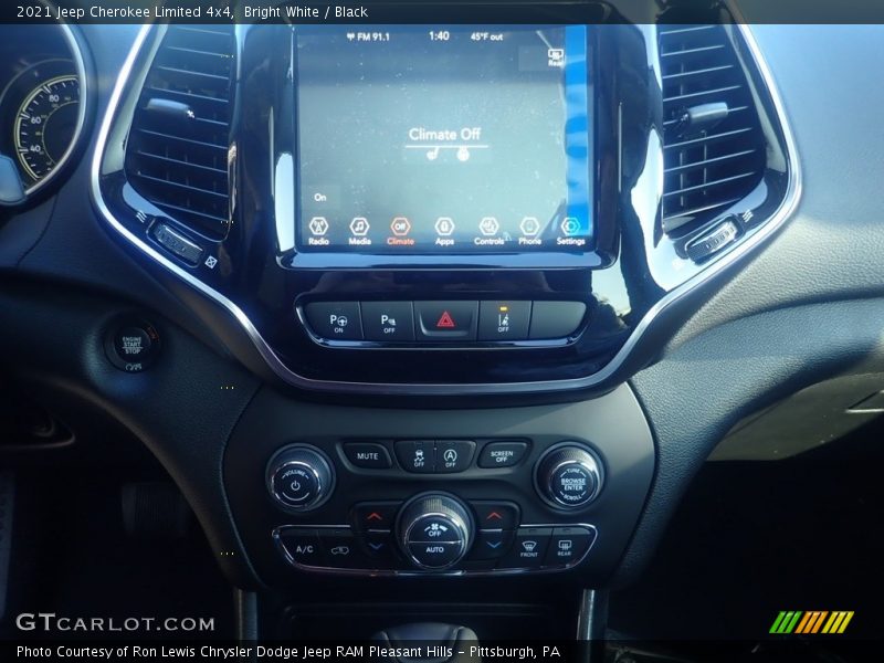 Bright White / Black 2021 Jeep Cherokee Limited 4x4