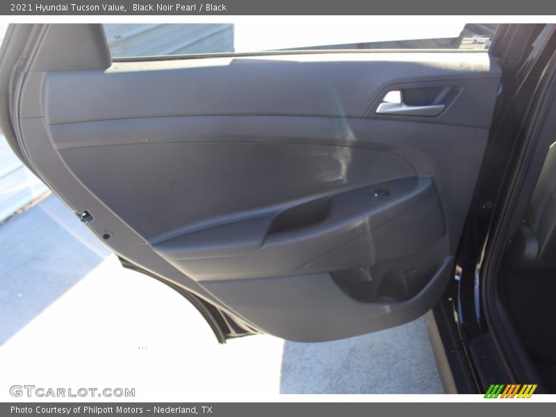 Black Noir Pearl / Black 2021 Hyundai Tucson Value