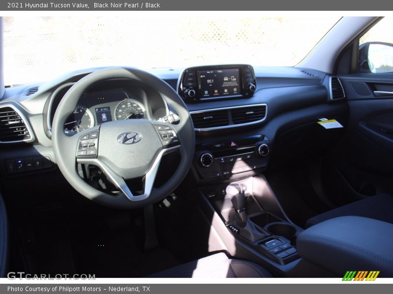 Black Noir Pearl / Black 2021 Hyundai Tucson Value