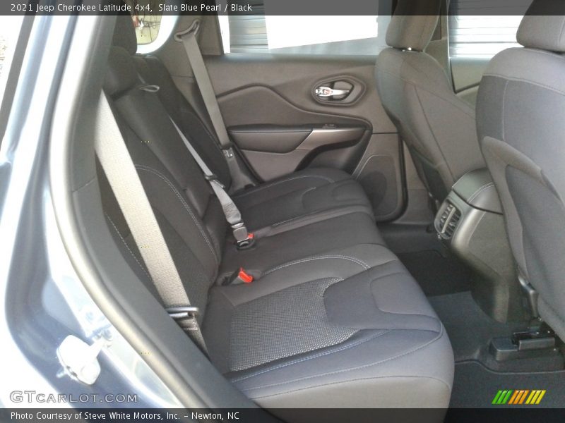 Slate Blue Pearl / Black 2021 Jeep Cherokee Latitude 4x4