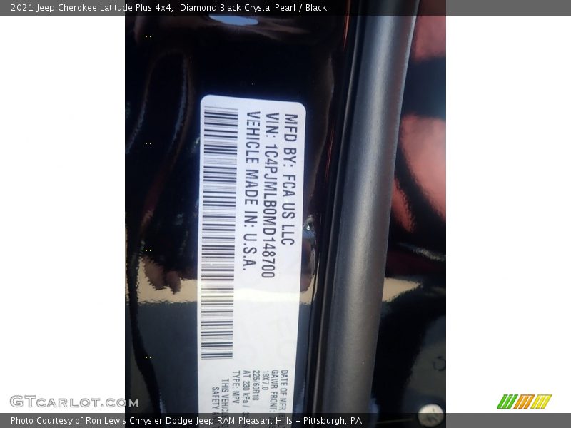 Diamond Black Crystal Pearl / Black 2021 Jeep Cherokee Latitude Plus 4x4