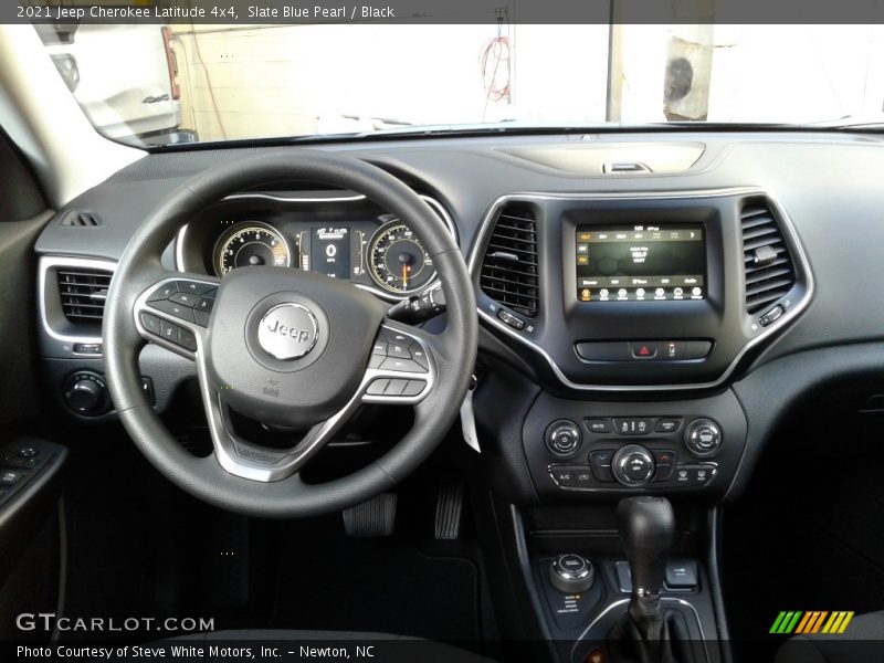 Slate Blue Pearl / Black 2021 Jeep Cherokee Latitude 4x4