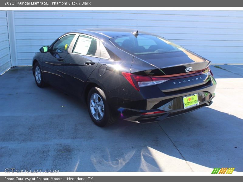Phantom Black / Black 2021 Hyundai Elantra SE