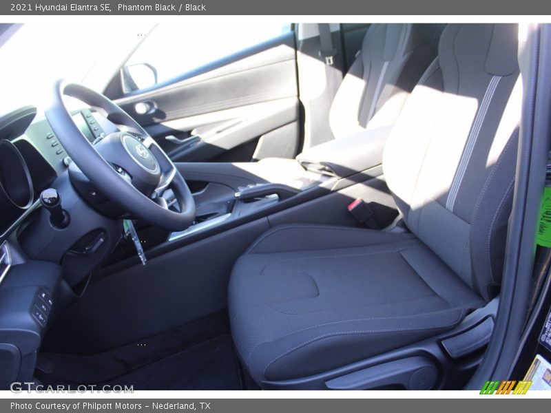 Phantom Black / Black 2021 Hyundai Elantra SE