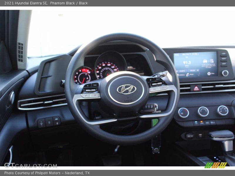 Phantom Black / Black 2021 Hyundai Elantra SE