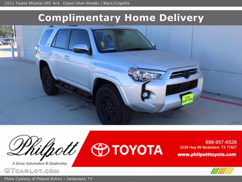 Classic Silver Metallic / Black/Graphite 2021 Toyota 4Runner SR5 4x4