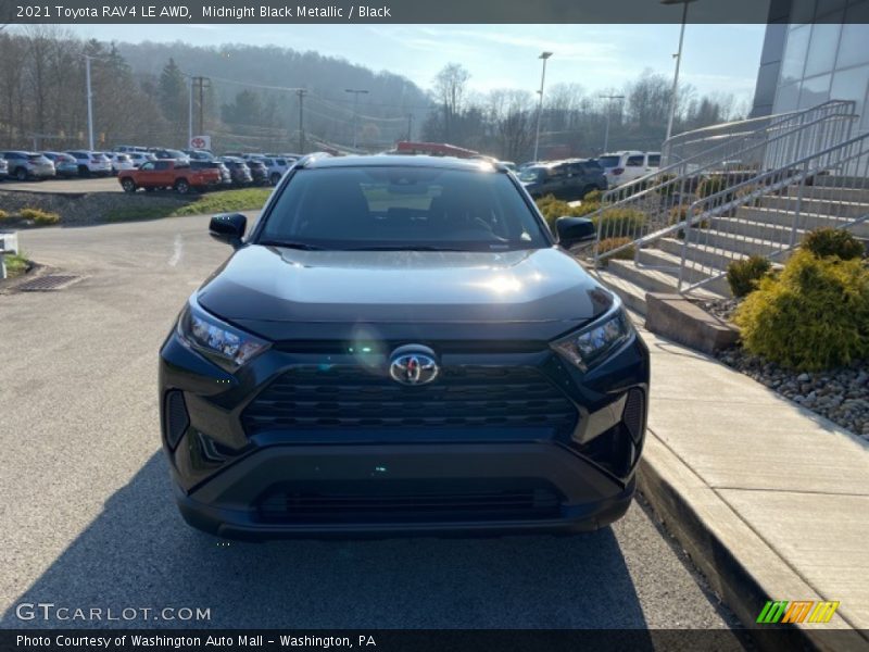 Midnight Black Metallic / Black 2021 Toyota RAV4 LE AWD