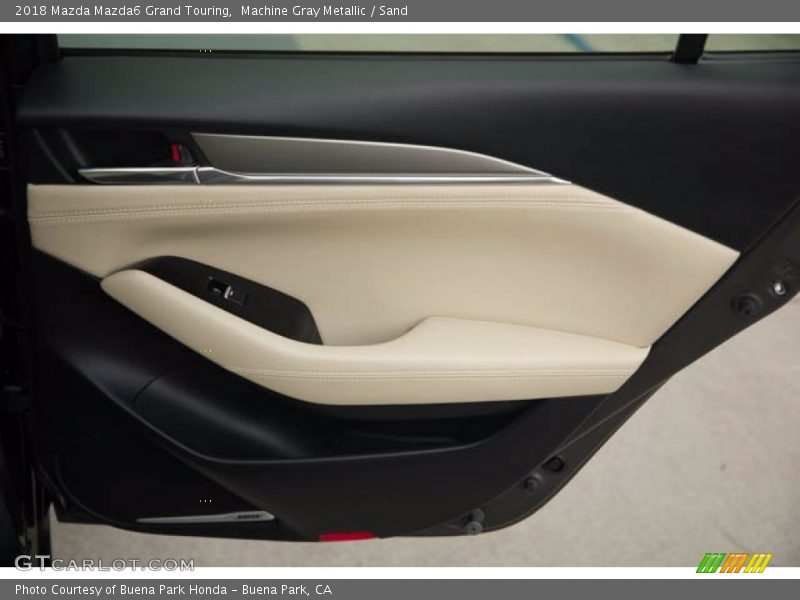 Machine Gray Metallic / Sand 2018 Mazda Mazda6 Grand Touring