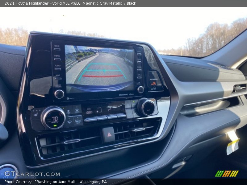Magnetic Gray Metallic / Black 2021 Toyota Highlander Hybrid XLE AWD