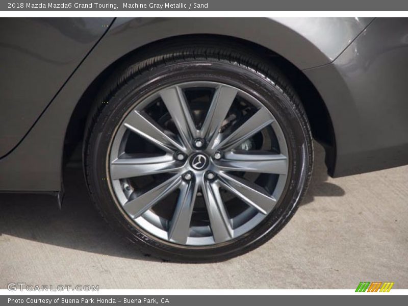 Machine Gray Metallic / Sand 2018 Mazda Mazda6 Grand Touring