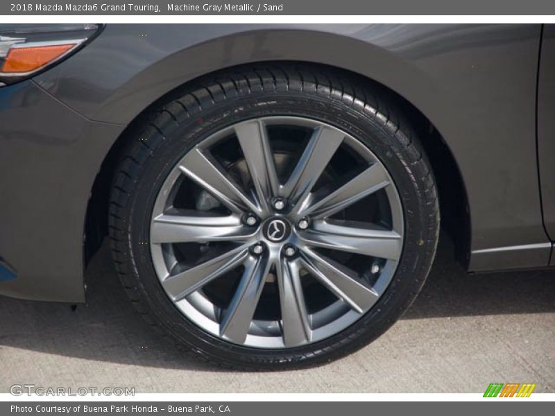 Machine Gray Metallic / Sand 2018 Mazda Mazda6 Grand Touring