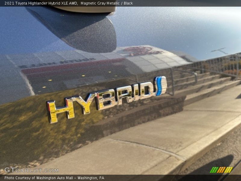 Magnetic Gray Metallic / Black 2021 Toyota Highlander Hybrid XLE AWD