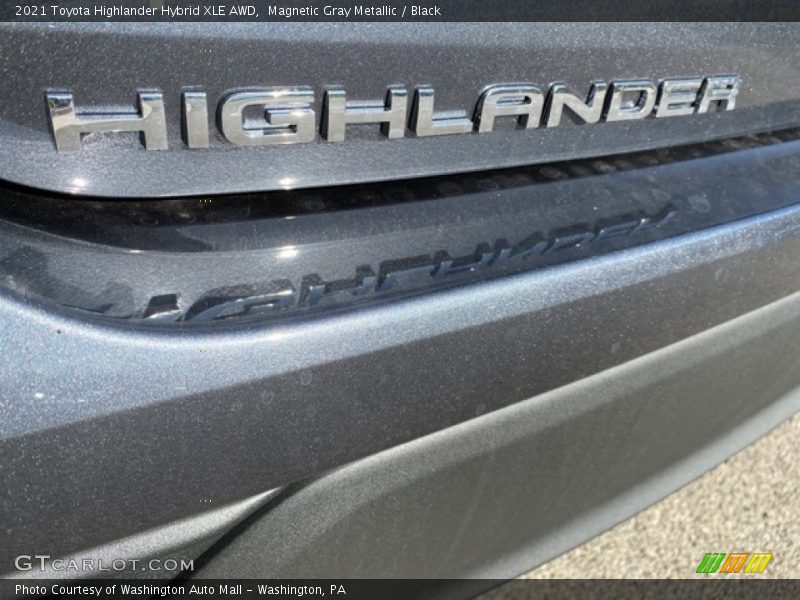 Magnetic Gray Metallic / Black 2021 Toyota Highlander Hybrid XLE AWD