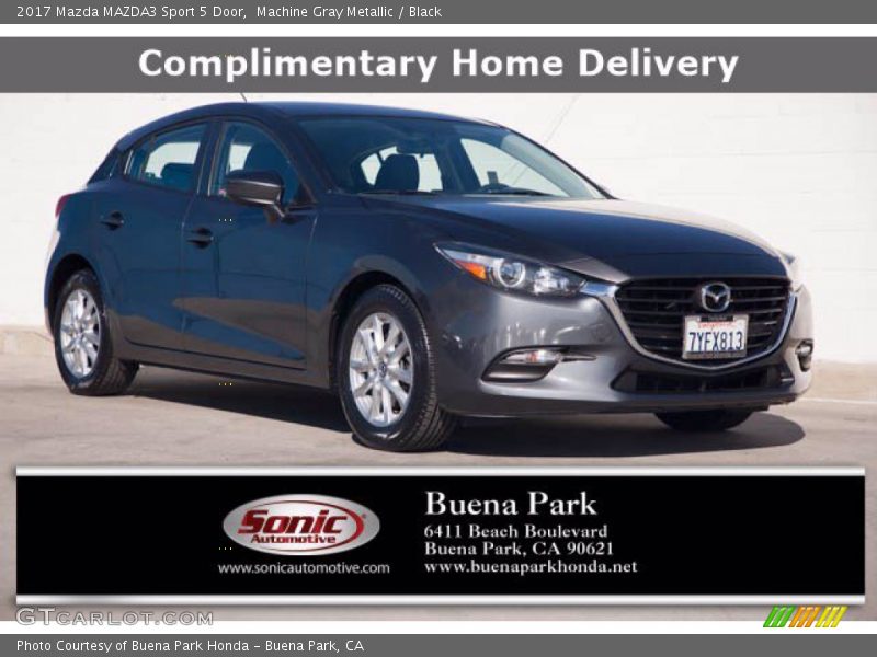 Machine Gray Metallic / Black 2017 Mazda MAZDA3 Sport 5 Door