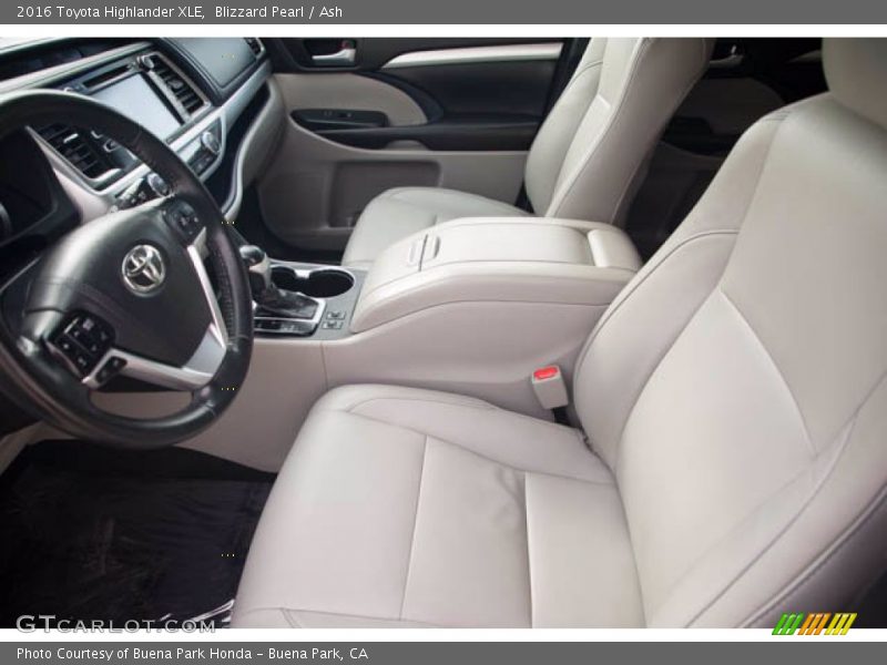 Blizzard Pearl / Ash 2016 Toyota Highlander XLE