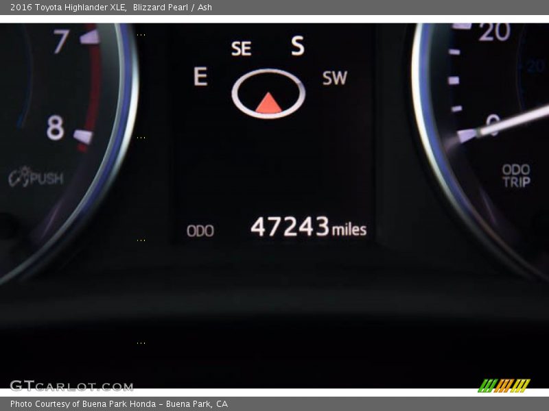 Blizzard Pearl / Ash 2016 Toyota Highlander XLE