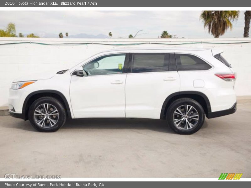 Blizzard Pearl / Ash 2016 Toyota Highlander XLE