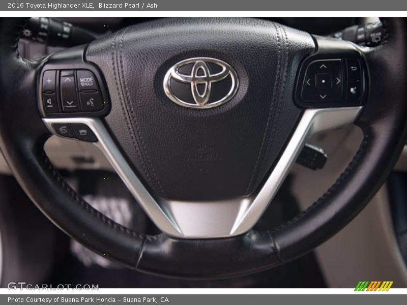 Blizzard Pearl / Ash 2016 Toyota Highlander XLE