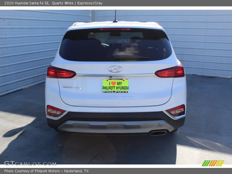 Quartz White / Espresso/Gray 2020 Hyundai Santa Fe SE