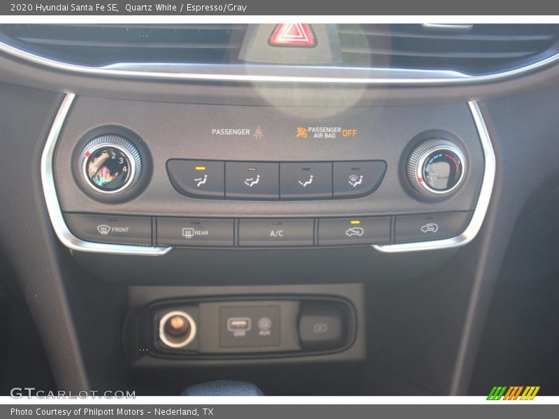 Quartz White / Espresso/Gray 2020 Hyundai Santa Fe SE