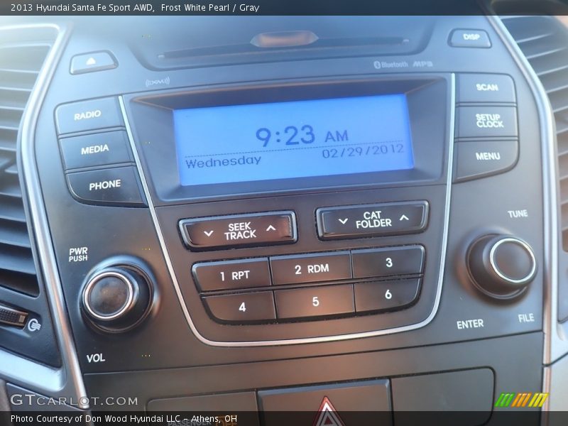 Frost White Pearl / Gray 2013 Hyundai Santa Fe Sport AWD