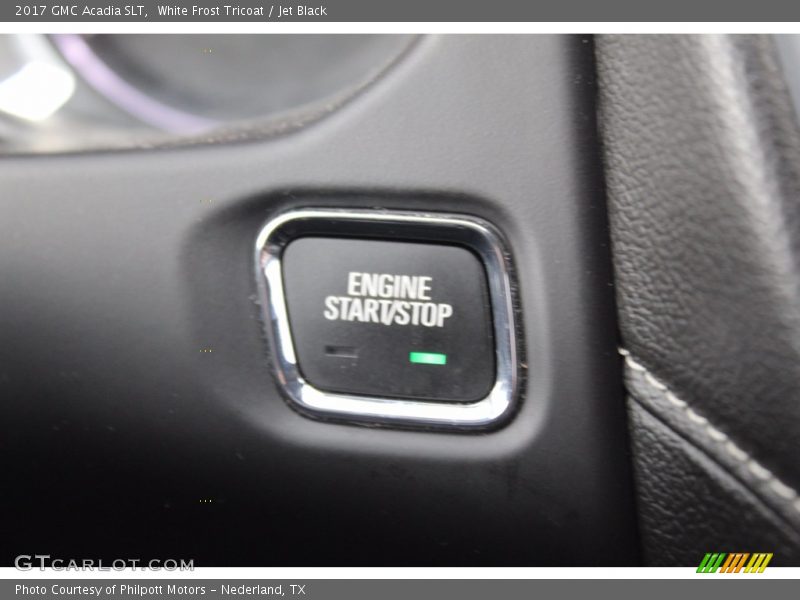 White Frost Tricoat / Jet Black 2017 GMC Acadia SLT