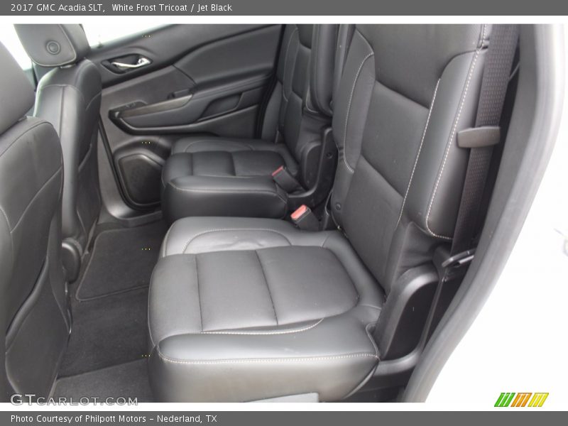 White Frost Tricoat / Jet Black 2017 GMC Acadia SLT