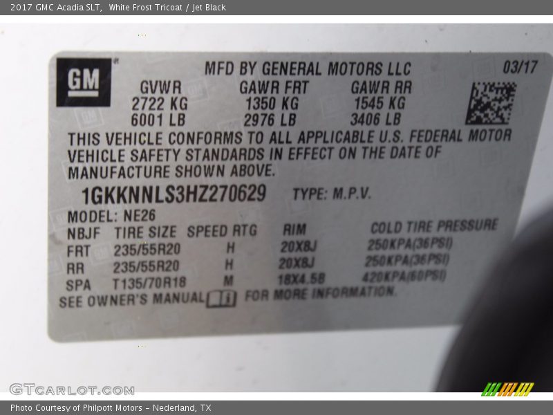 White Frost Tricoat / Jet Black 2017 GMC Acadia SLT